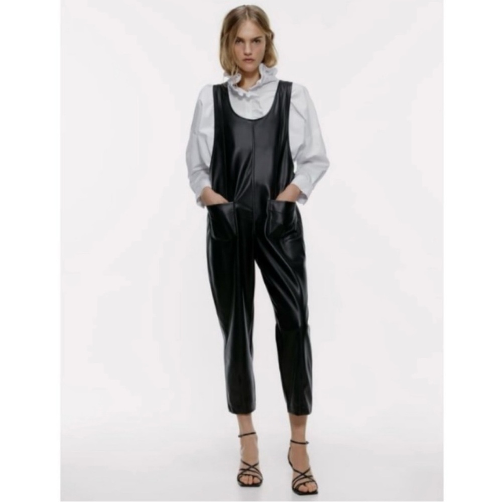 Zara Faux Leather Crop Overalls‎ Jumpsuit Size Small